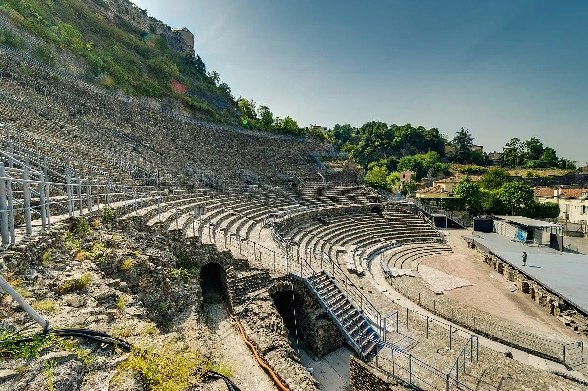 Lire la suite à propos de l’article Les tarifs d&rsquo;un trajet en TAXI/VTC de Lyon Vienne