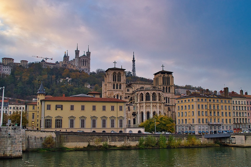 Lire la suite à propos de l’article Chauffeur privé VTC à Villeurbanne : pour tous vos déplacements
